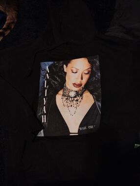 Aaliyah Black Graphic Pullover Hoodie - Aaliyah Tribute